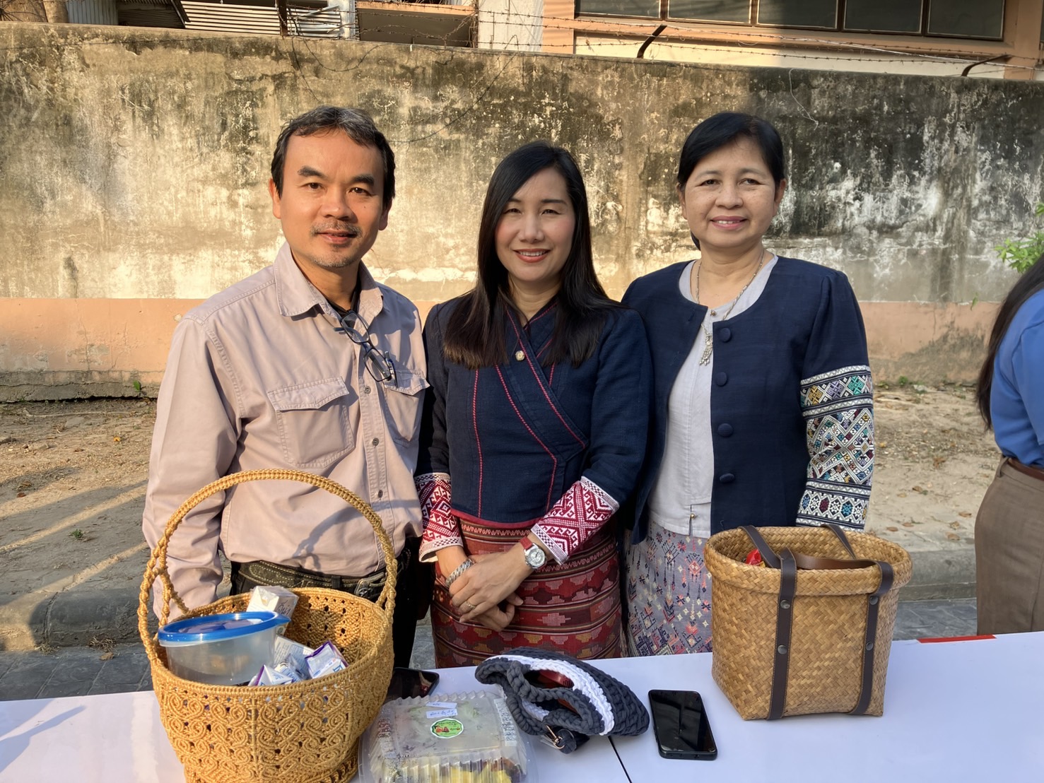 ทำบุญตักบาตรวันขึ้นปีใหม่ สำนักวิทยบริการและเทคโนโลยีสารสนเทศ